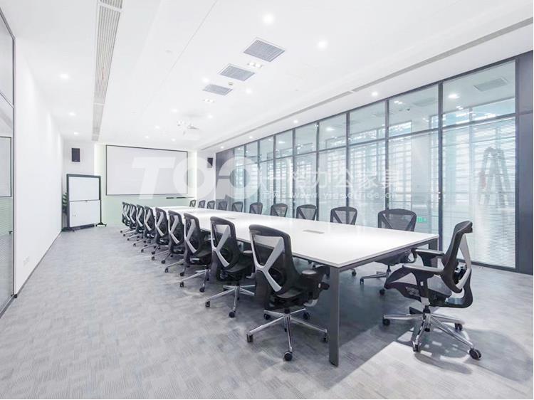 折疊（dié）會議（yì）桌是不（bú）是智（zhì）能辦公家具?