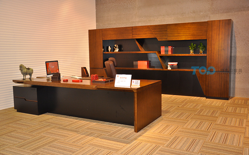 大班台 大(dà)班台