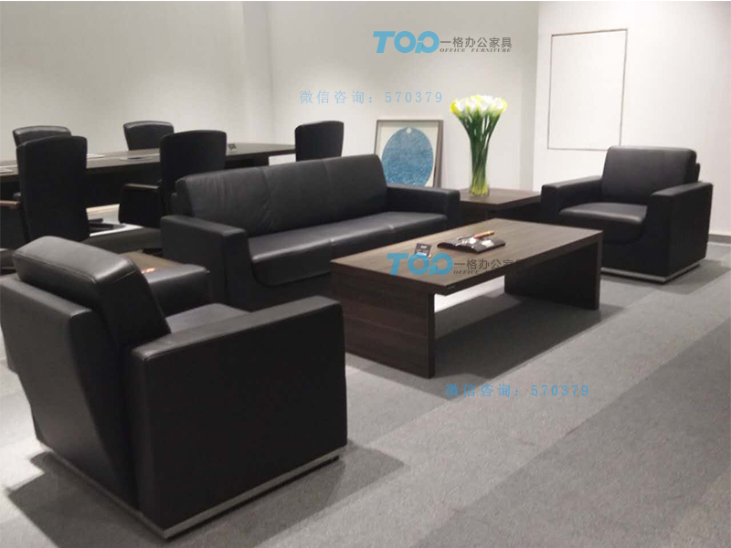 洽（qià）談（tán）桌