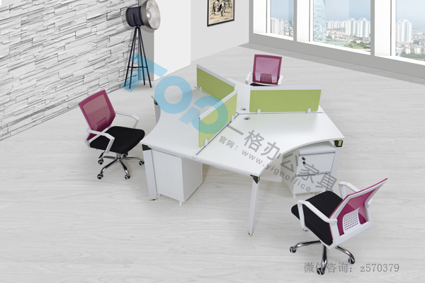 三人位對（duì）向卡位