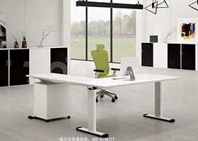 x巴喬升（shēng）級辦公桌