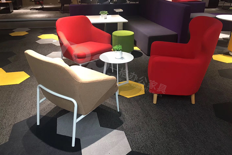布藝洽（qià）談座椅.jpg