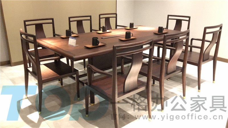 辦公家（jiā）具