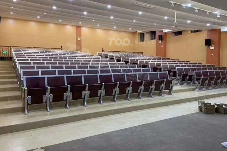 側拍禮堂椅.jpg 側拍禮堂椅.jpg