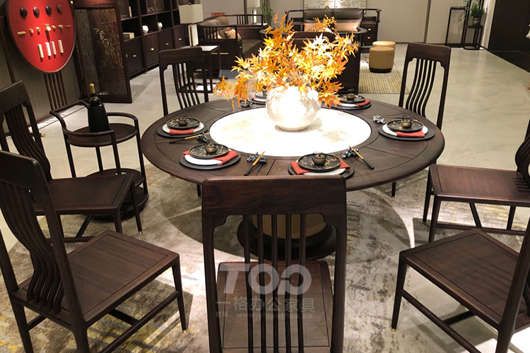 純(chún)實木餐桌椅.jpg 純實木餐桌椅.jpg